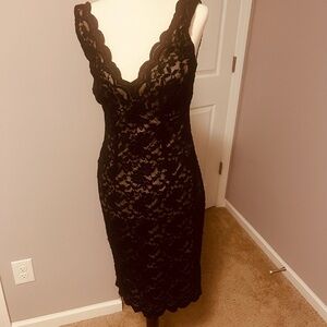 Calvin Klein Floral Orchid Scuba Sheath Dress - Size 2
• Brand: Calvin